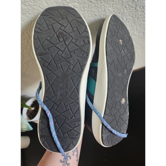 TRAQ by Alegria Qarma Womens Smart Walking Shoe Floral Size 40 8.5 - Picture 8 of 9